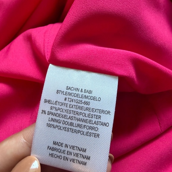New Without Tags Sachin + Babi Bonnie Gown in Color Fuschsia. - Picture 6 of 12